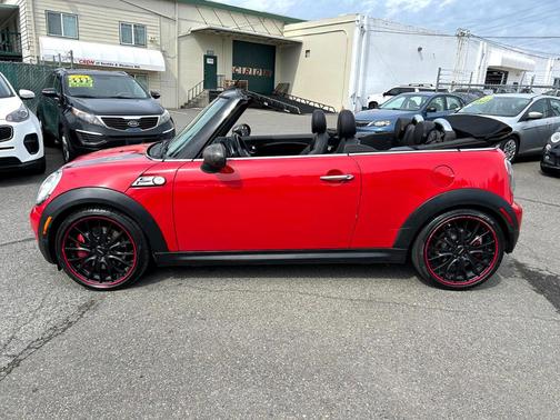 2010 MINI Cooper John Cooper Works