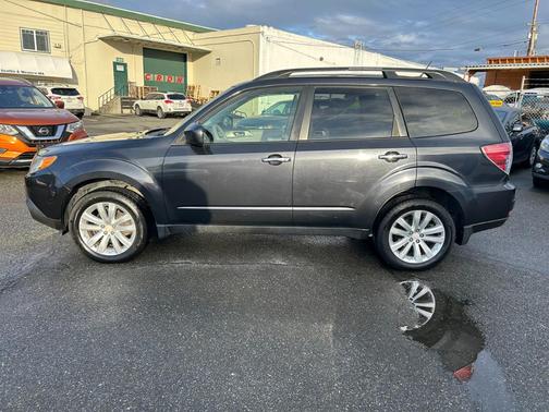 2011 Subaru Forester 2.5X Limited