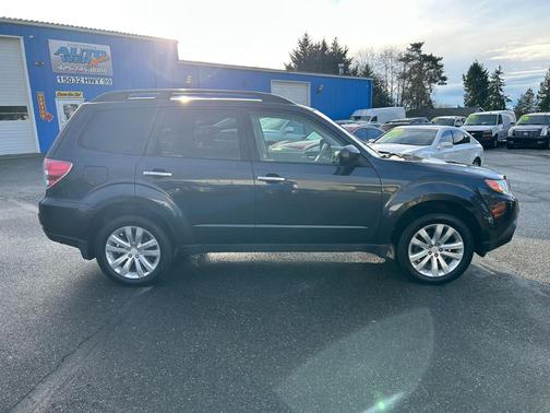 2011 Subaru Forester 2.5X Limited