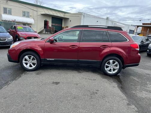 2013 Subaru Outback 3.6R Limited