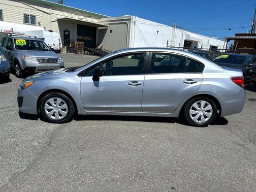 2013 Subaru Impreza 2.0i