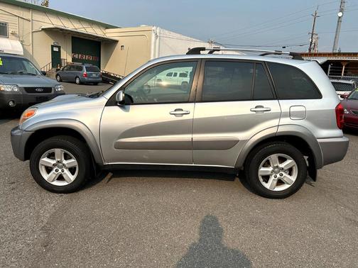 2005 Toyota RAV4 Base