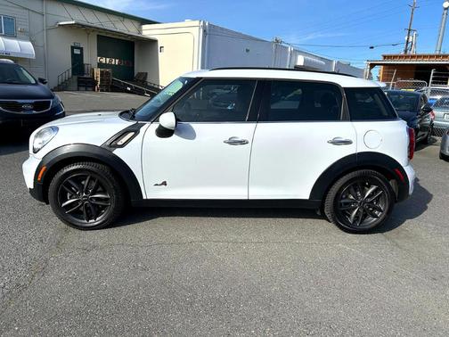 2012 MINI Cooper S Countryman Base