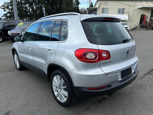 2011 Volkswagen Tiguan S