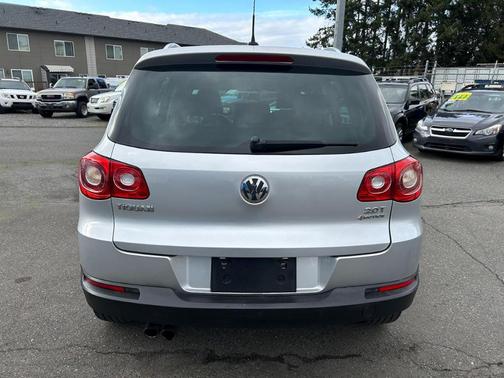2011 Volkswagen Tiguan S
