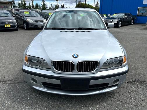 2003 BMW 330 i