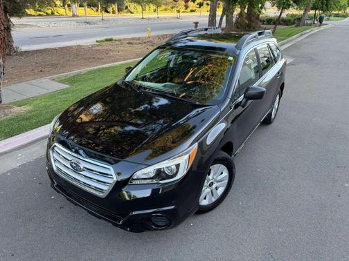 2017 Subaru Outback 2.5i