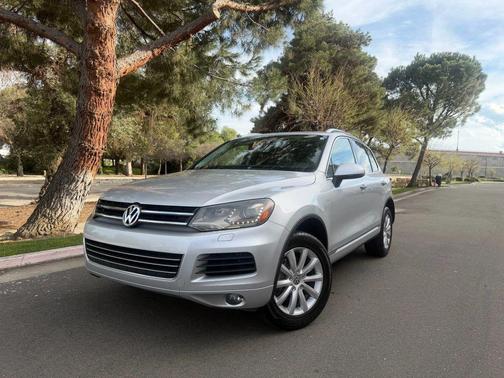 2012 Volkswagen Touareg VR6 Sport