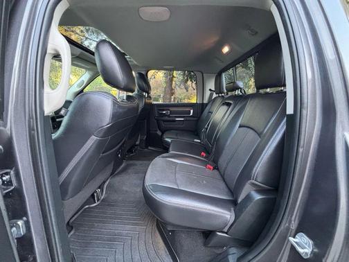 2018 RAM 1500 Laramie