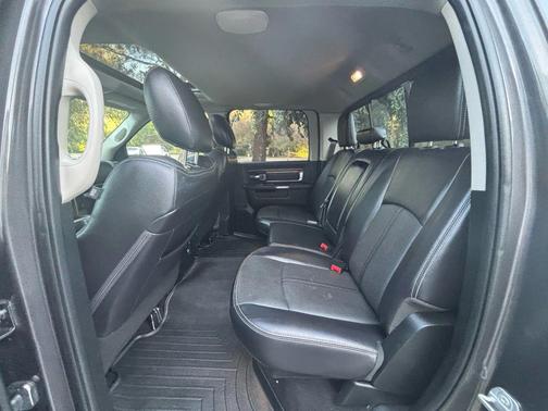 2018 RAM 1500 Laramie