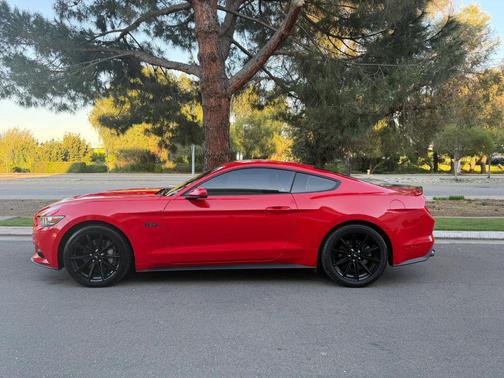 2016 Ford Mustang GT Premium