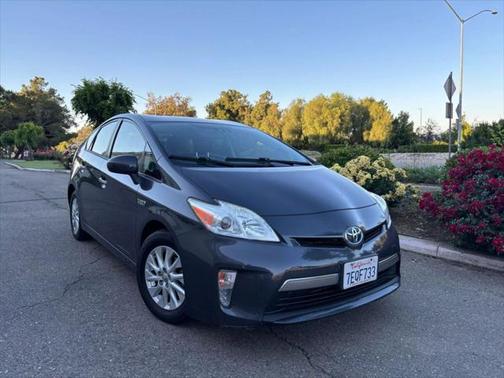 2014 Toyota Prius Plug-in Advanced