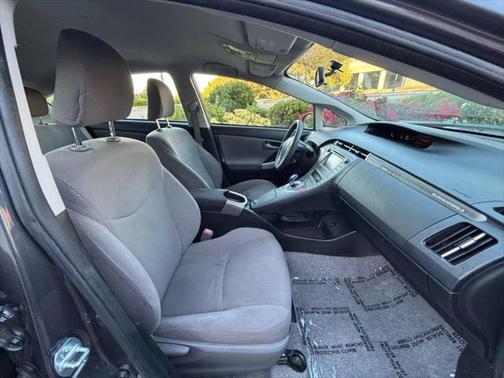 2014 Toyota Prius Plug-in Advanced