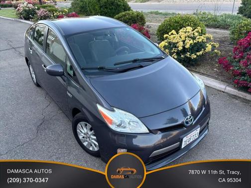 2014 Toyota Prius Plug-in Advanced