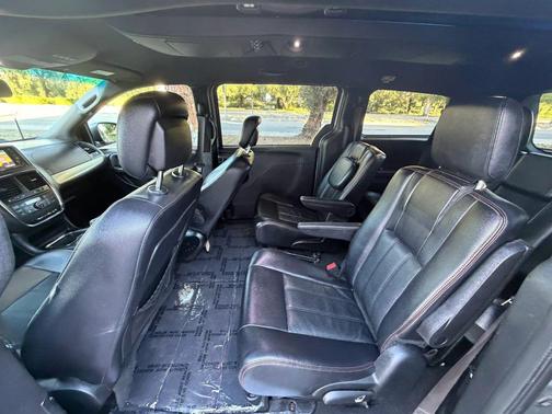 Silver 2018 Dodge Grand Caravan GT