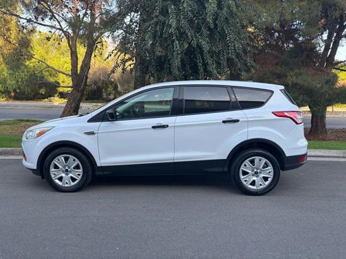 2014 Ford Escape S