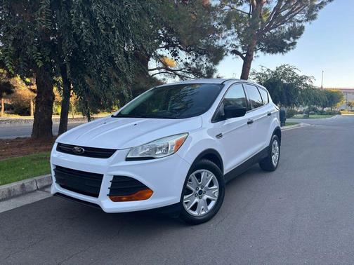 2014 Ford Escape S