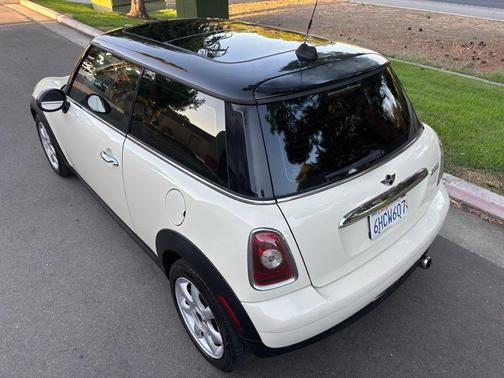 2009 MINI Cooper Base