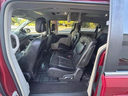 2015 Chrysler Town & Country Touring
