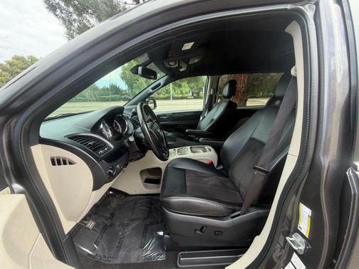 2020 Dodge Grand Caravan SXT