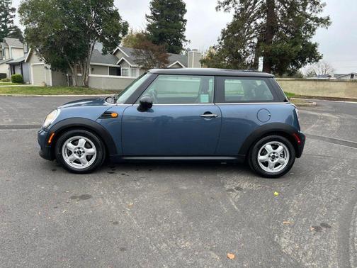 2011 MINI Cooper Base