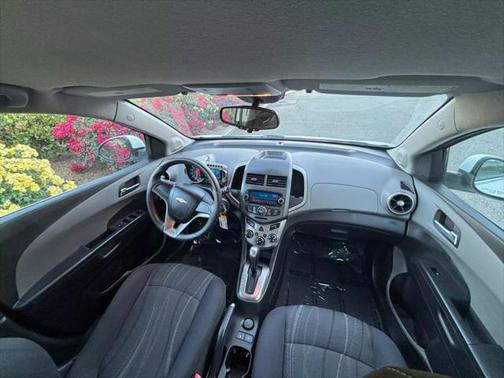 2012 Chevrolet Sonic 2LT