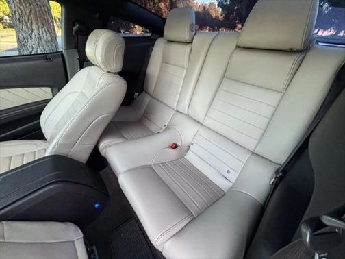 2014 Ford Mustang V6 Premium