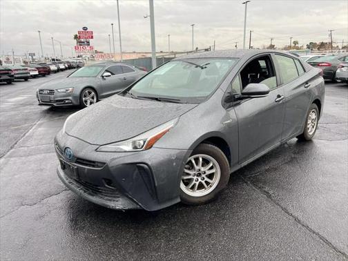 2020 Toyota Prius LE