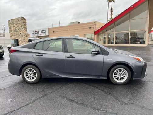 2020 Toyota Prius LE