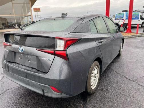 2020 Toyota Prius LE