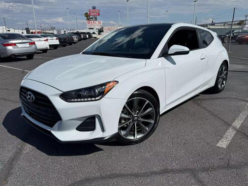 2020 Hyundai Veloster 2