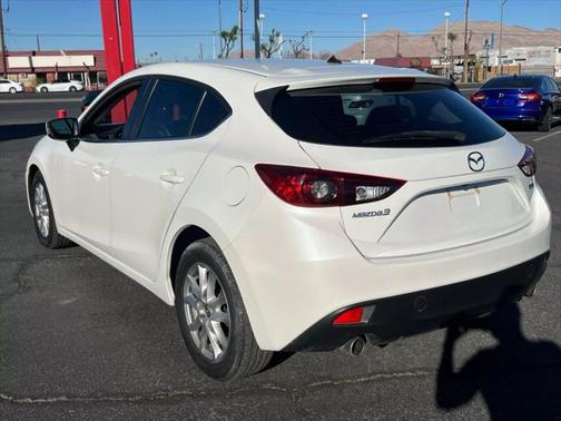 2016 Mazda Mazda3 i Touring