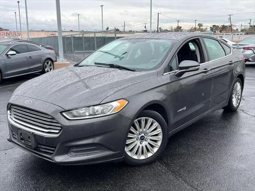 2016 Ford Fusion Hybrid SE