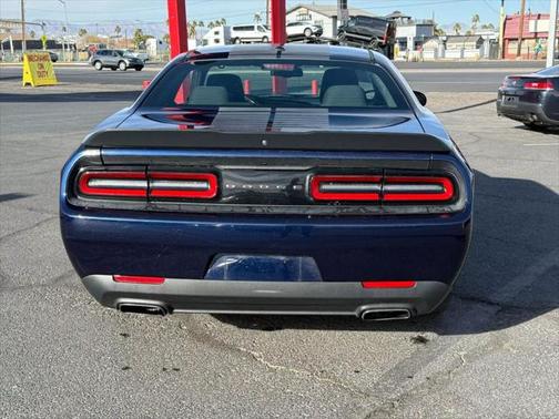 2017 Dodge Challenger SXT
