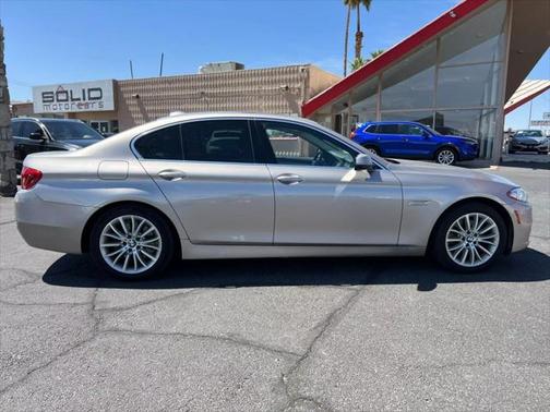 2014 BMW 528 528i Sedan 4D