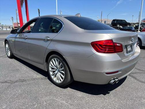 2014 BMW 528 528i Sedan 4D