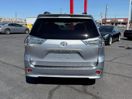 2013 Toyota Sienna SE