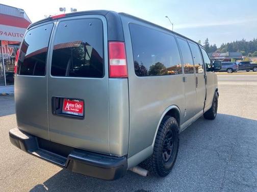 Photo 5 of 33 of 2011 Chevrolet Express 1500 LS