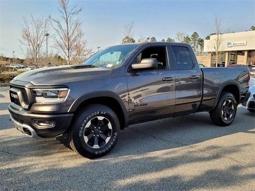 Photo 3 of 20 of 2020 RAM 1500 Rebel
