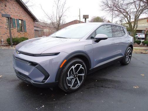 2025 Chevrolet Equinox EV LT