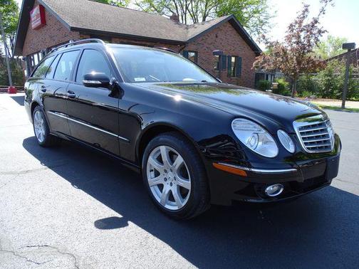 Black 2007 Mercedes-Benz E-Class 4MATIC