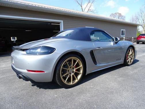 2025 Porsche 718 Boxster GTS 4.0