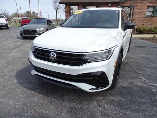 2023 Volkswagen Tiguan 2.0T SE R-Line Black 4MOTION