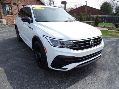 2023 Volkswagen Tiguan 2.0T SE R-Line Black 4MOTION