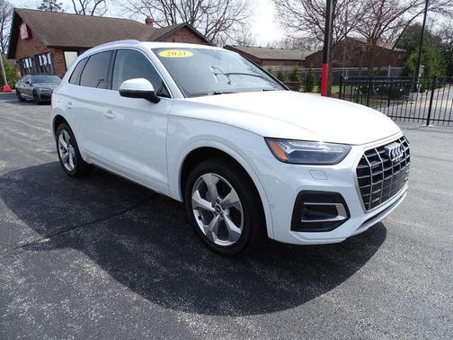 2021 Audi Q5 45 Prestige