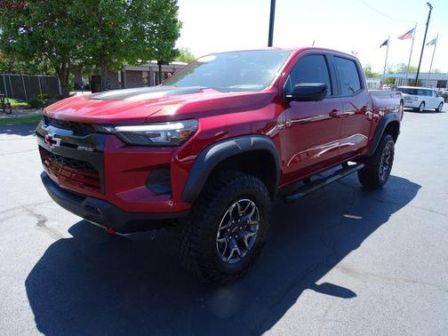 Radiant Red Tintcoat 2024 Chevrolet Colorado ZR2