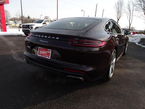 2020 Porsche Panamera 4