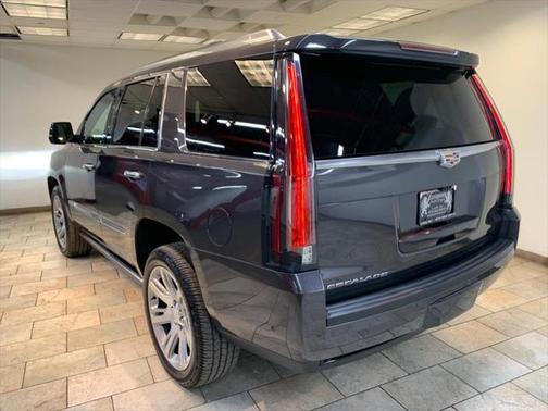 2018 Cadillac Escalade Premium Luxury