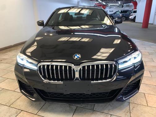 2022 BMW 530 i xDrive