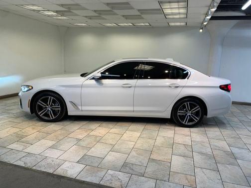2022 BMW 530 i xDrive